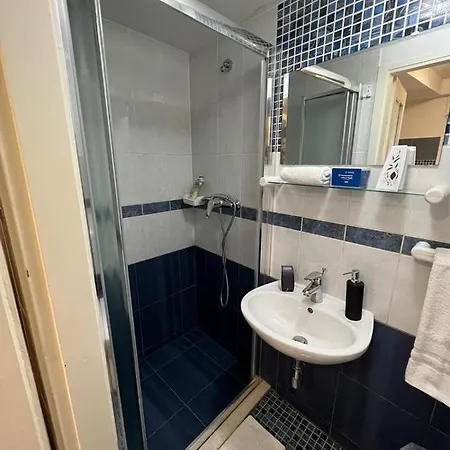 Apartment Old Town Nina 1 *