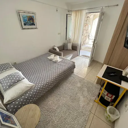 Apartment Old Town Nina 1